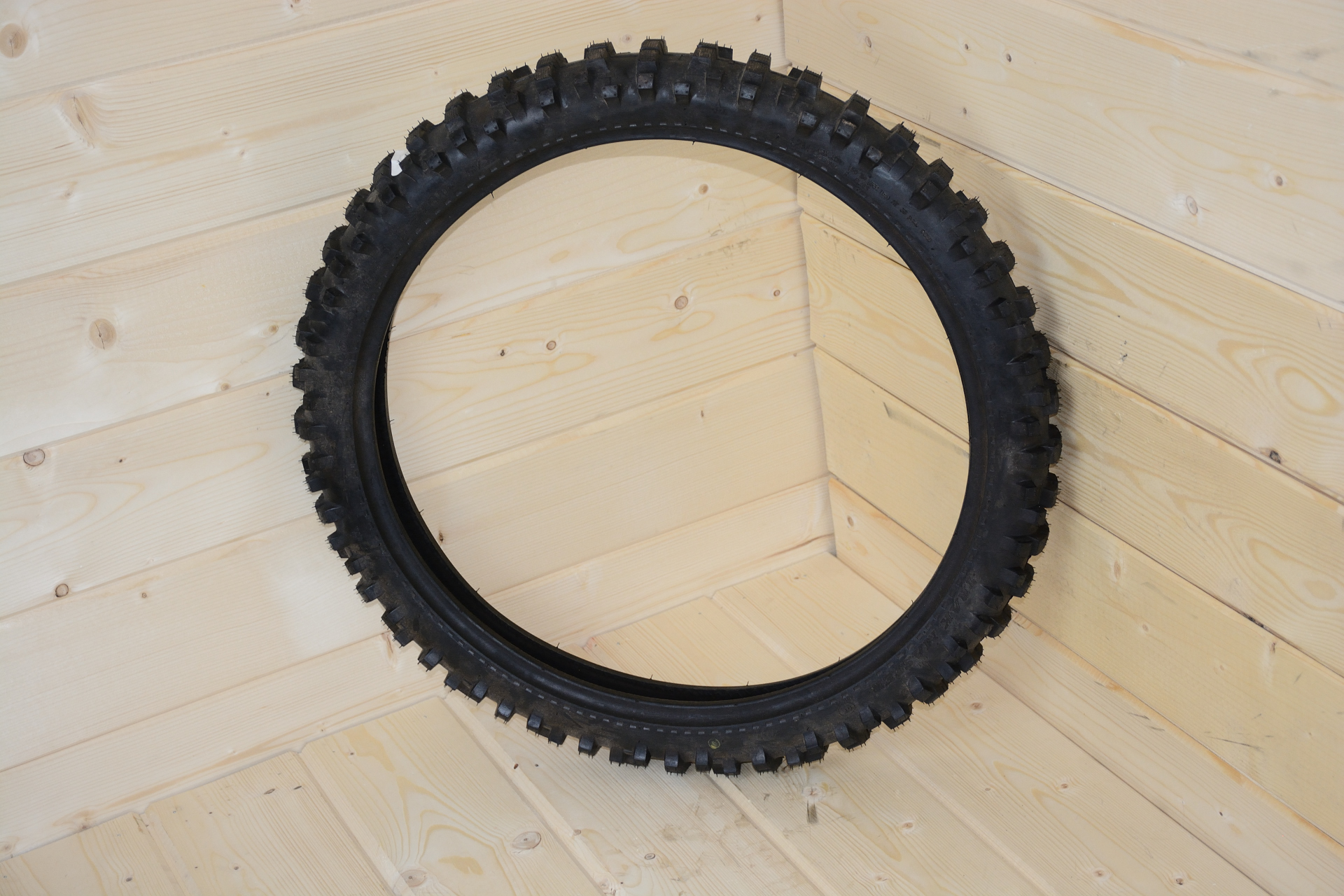 Покрышка мото 19