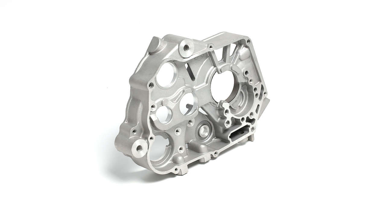 Картер двигателя правый YX150 см3 (WD150) эл. стартер  SM-PARTS