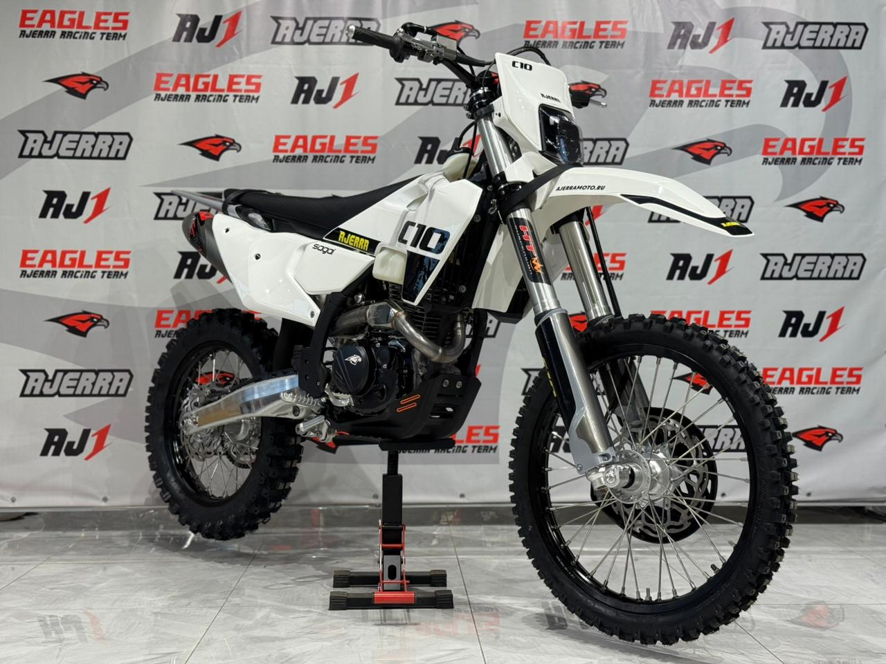 Мотоцикл AJERRA SAGAI C10 YB300H