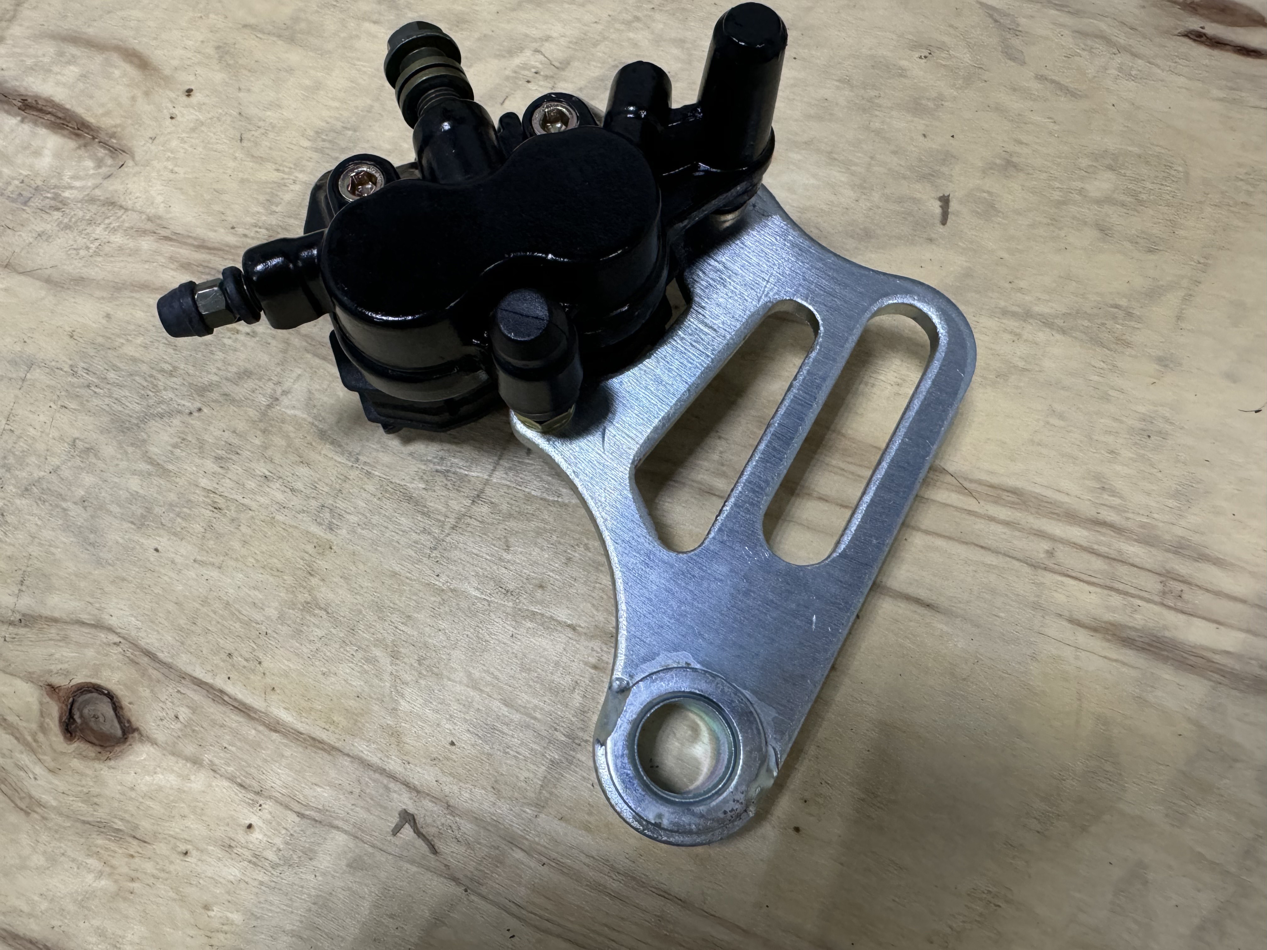 Суппорт задний PROCIDA CB250D