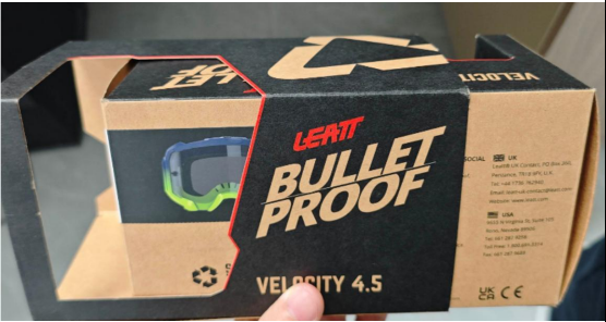 Коробка для очков Leatt 4.5