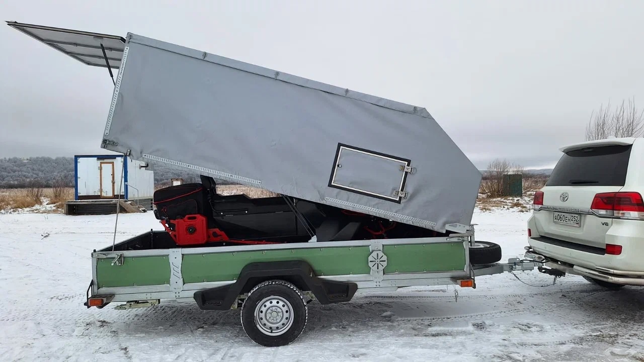 Прицеп VOYAGE Classic 4,0 Бортовой, с тентованным подъемным каркасом, окнами и задней дверью (ш. 1,8; д. 4,0)