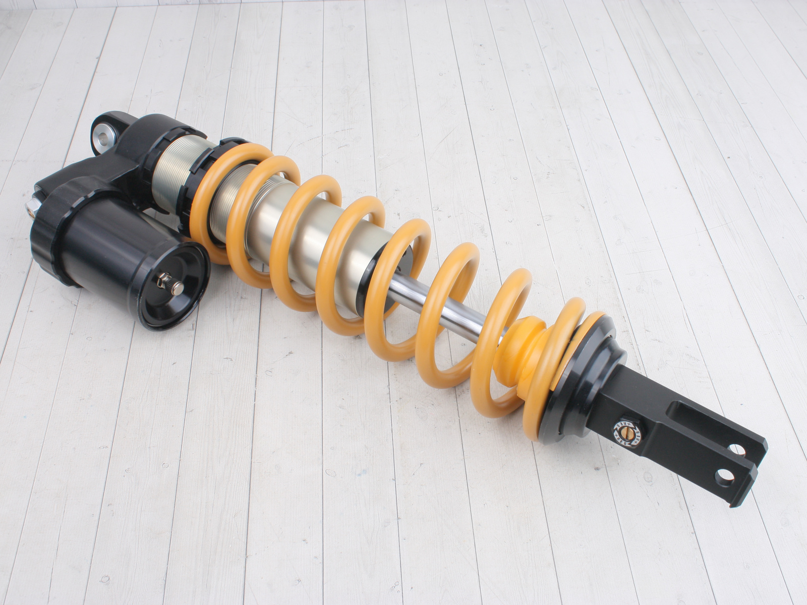 Амортизатор BRZ X6M 2023 480мм HT