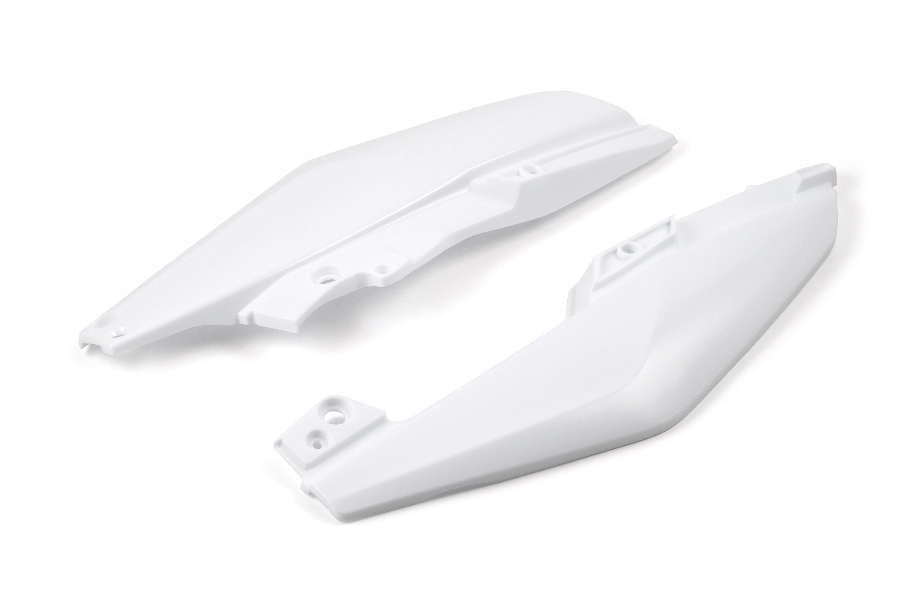 Пластик боковой задний нижний BRZ H6 PR250