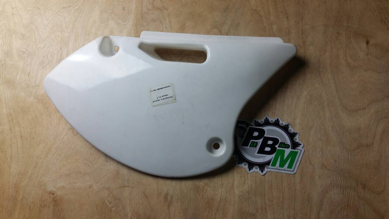 Обтекатель задний левый белый KLX