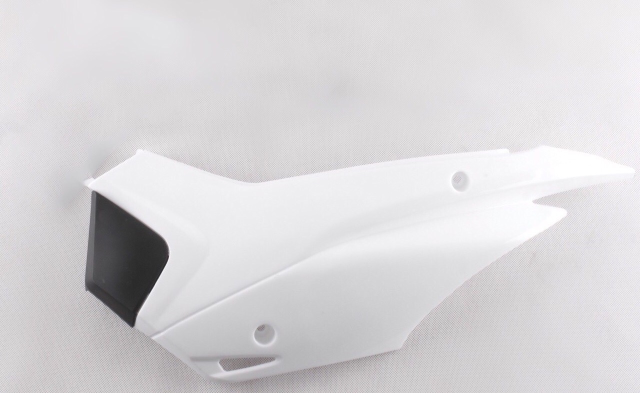 Обтекатель левый задний белый PH-10