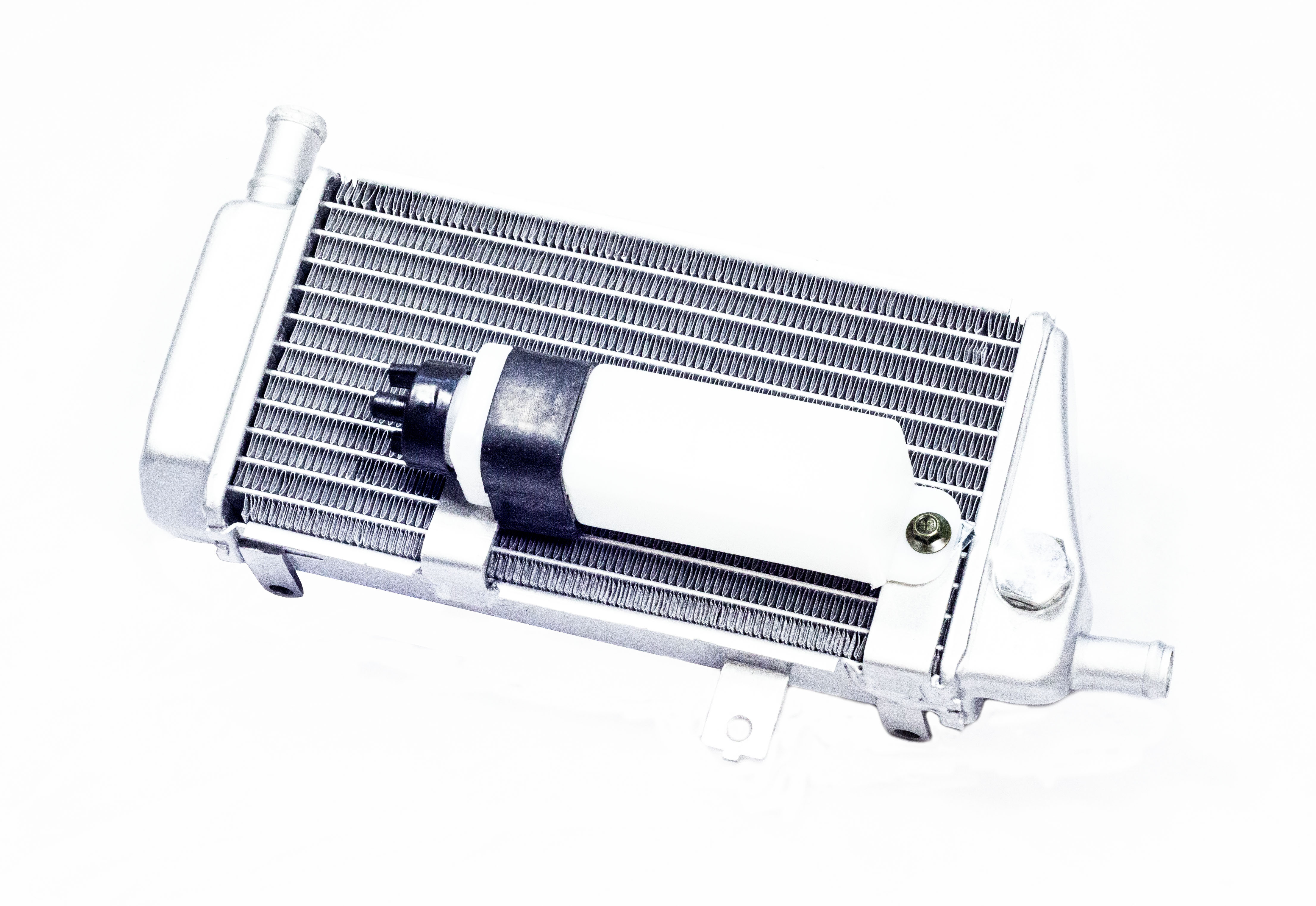 Радиатор левый BRZ X6S с расширительным бачком