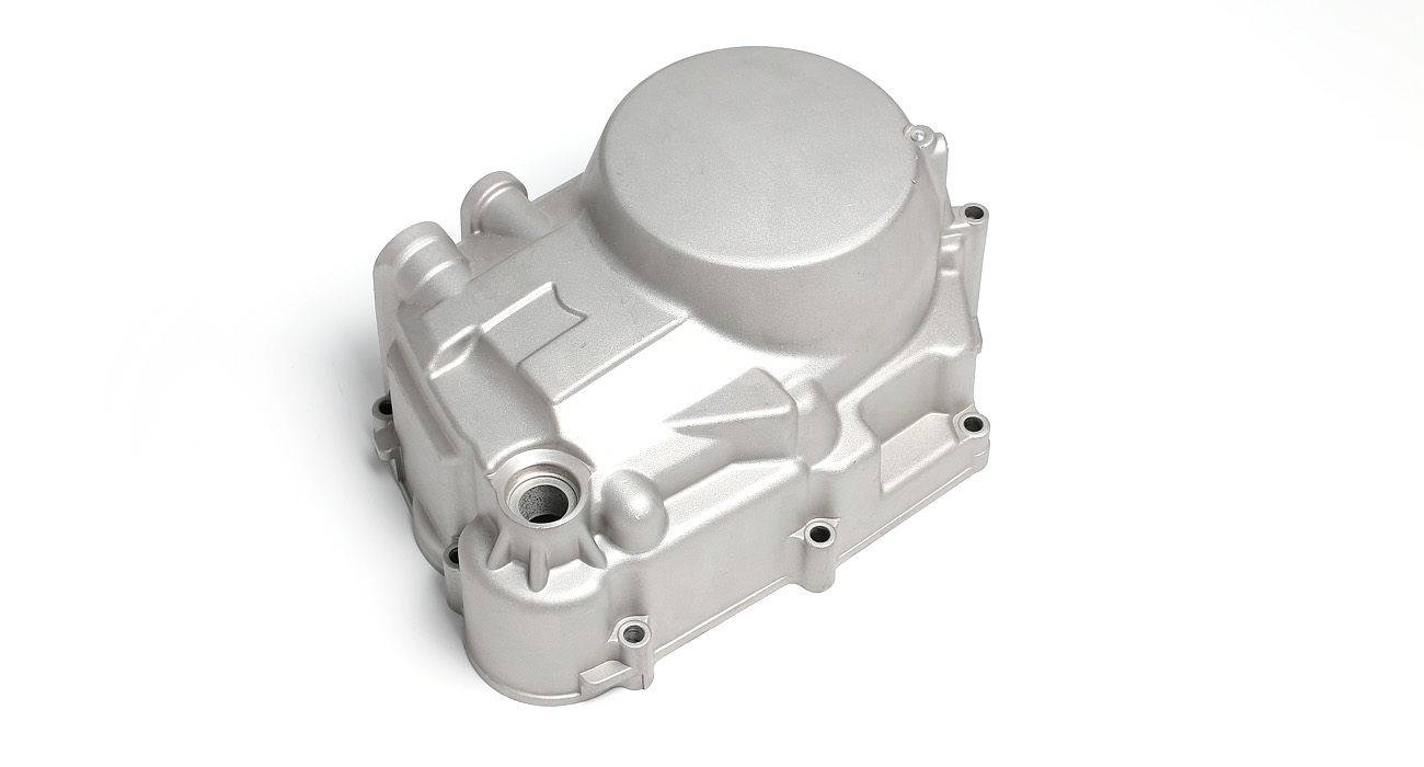 Крышка правого картера двигателя  YX140 см3 (кикстартер) OEM