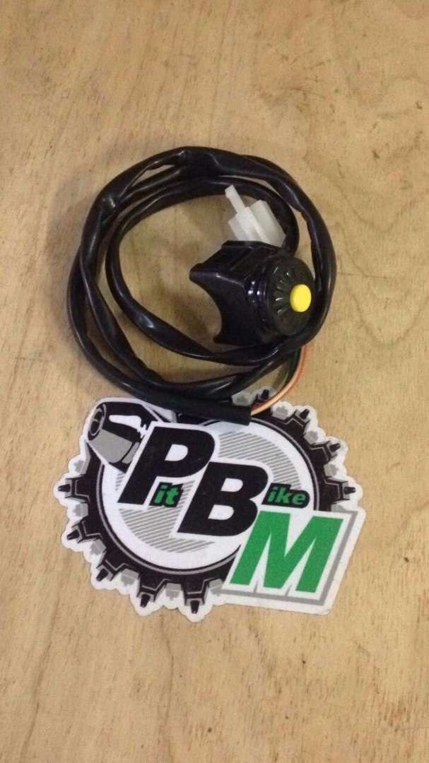 Кнопка старт двигателя желтая