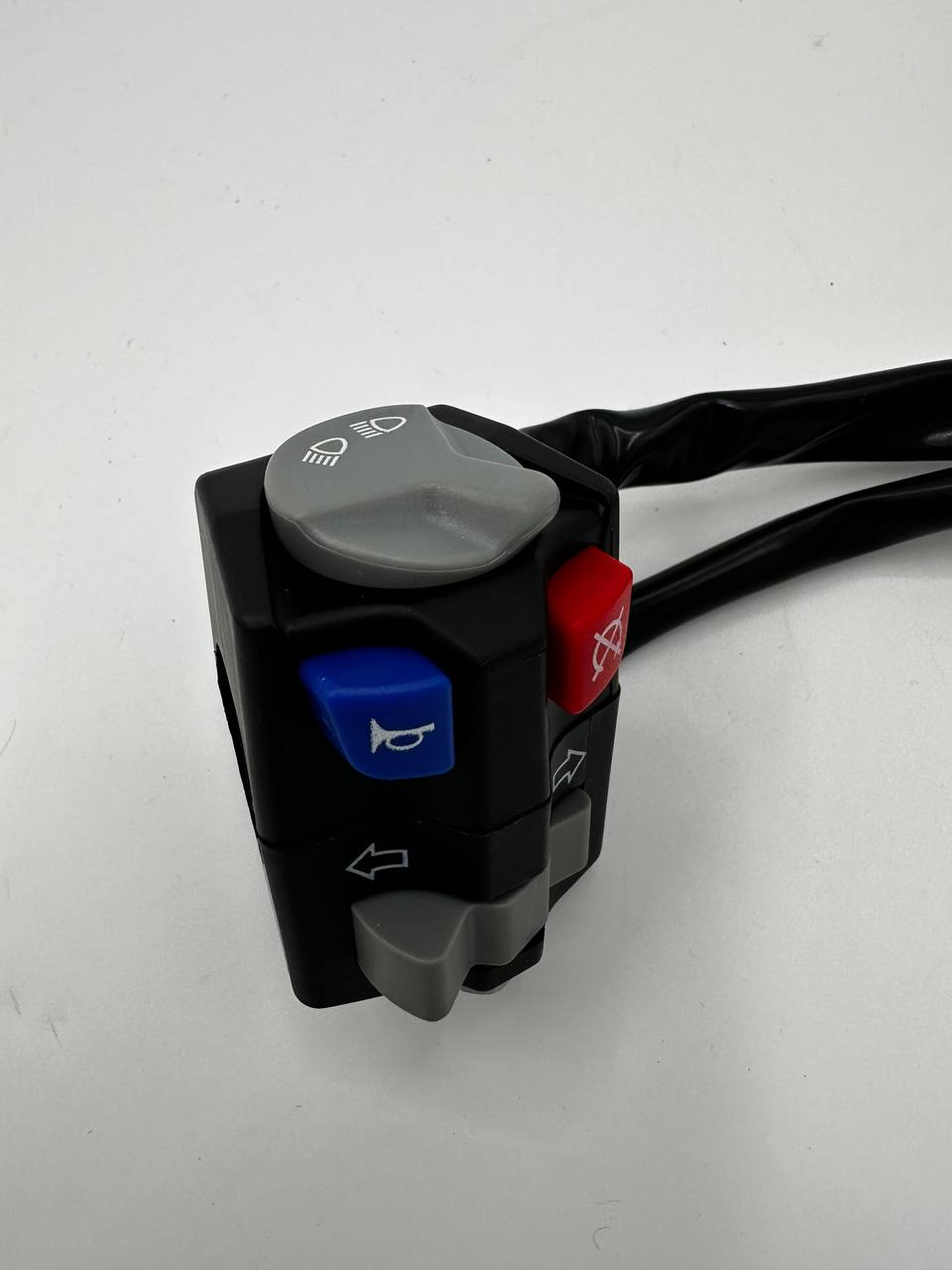 Пульт переключатель (с поворотниками) для мотоцикла универсальный тип KTM 24г. OTOM