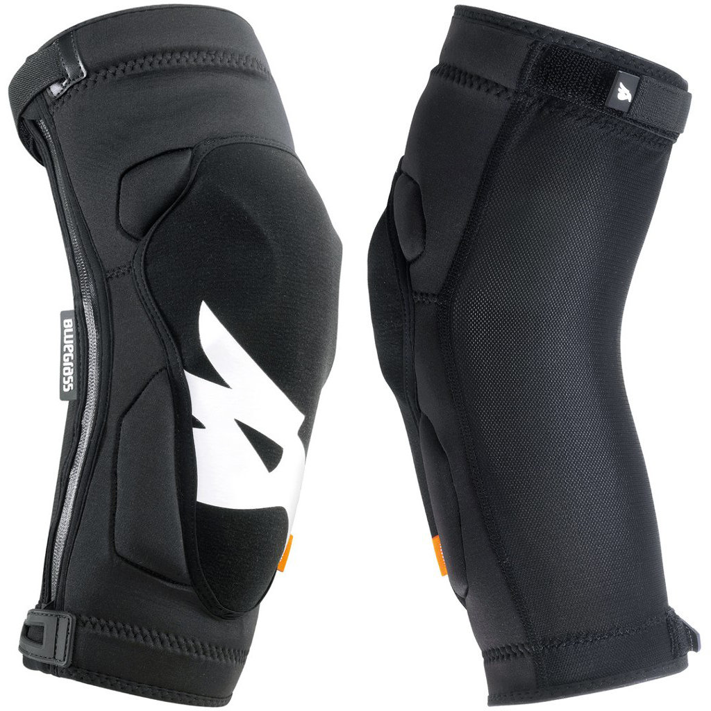 Наколенники Bluegrass Solid Knee Pad D3O Black, S, 2020 (3PROP24S018)